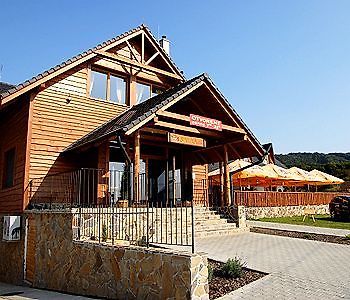 Wellness Pension & Salas Saris Park Presov Exterior photo